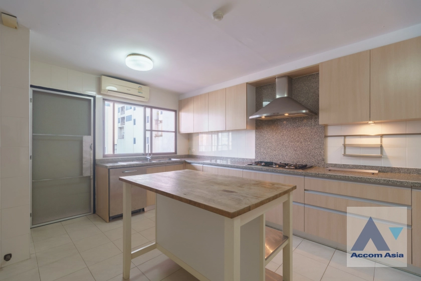 5  3 br Apartment For Rent in Sukhumvit ,Bangkok BTS Asok - MRT Sukhumvit at Peaceful and Pet-Friendly Residence in Asoke AA42952