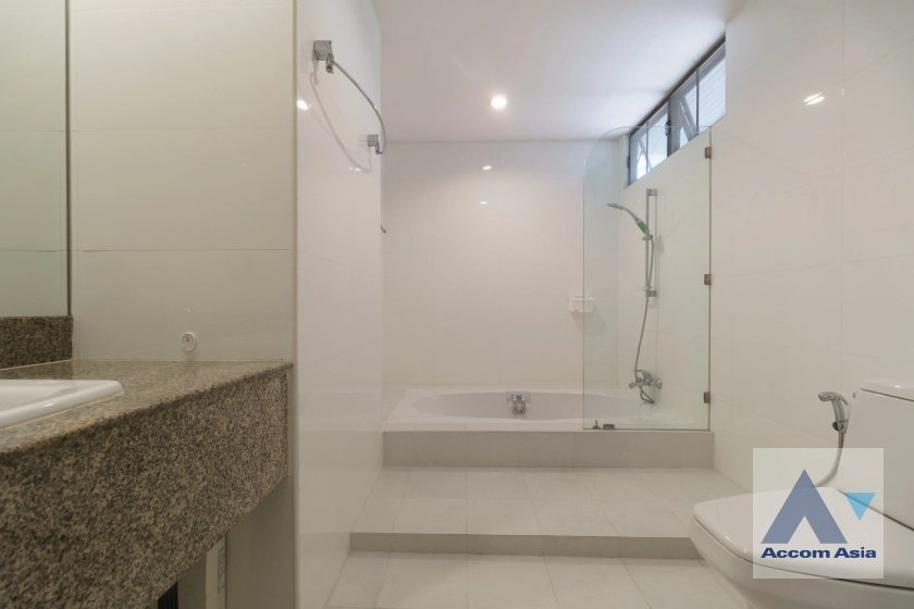 13  3 br Apartment For Rent in Sukhumvit ,Bangkok BTS Asok - MRT Sukhumvit at Peaceful and Pet-Friendly Residence in Asoke AA42952