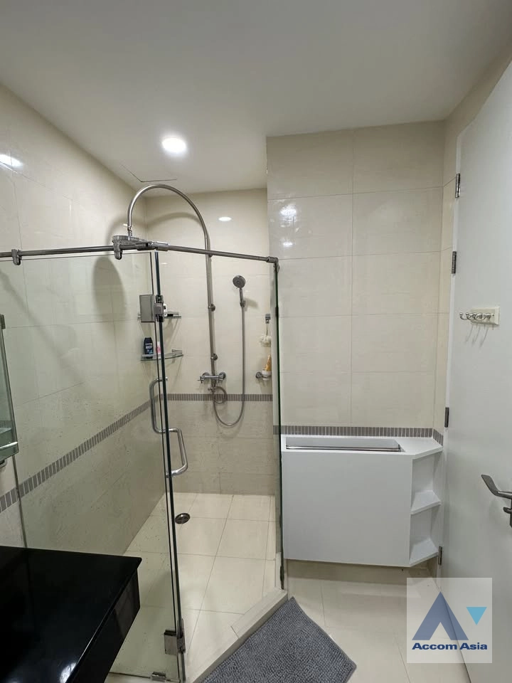 15  2 br Condominium For Sale in Ploenchit ,Bangkok BTS Ratchathewi at Baan Klang Krung Siam-Pathumwan AA42962