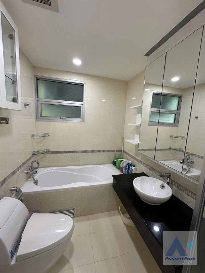 16  2 br Condominium For Sale in Ploenchit ,Bangkok BTS Ratchathewi at Baan Klang Krung Siam-Pathumwan AA42962