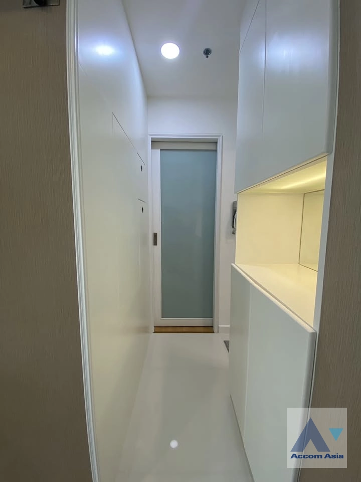 12  2 br Condominium For Sale in Ploenchit ,Bangkok BTS Ratchathewi at Baan Klang Krung Siam-Pathumwan AA42962