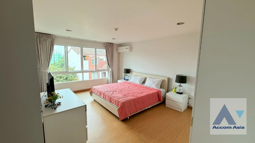 12  2 br Apartment for rent and sale in Sukhumvit ,Bangkok BTS Ekkamai at The Executive Residence AA42964