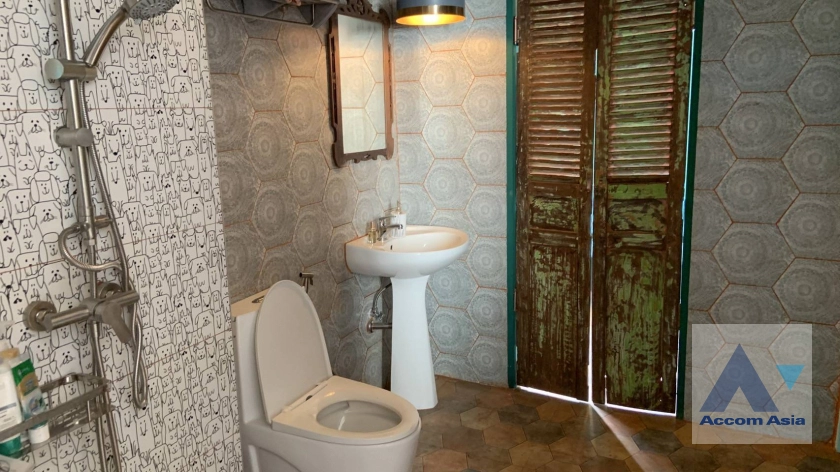 24  1 br Condominium for rent and sale in Sukhumvit ,Bangkok  at Unity Tower AA42965