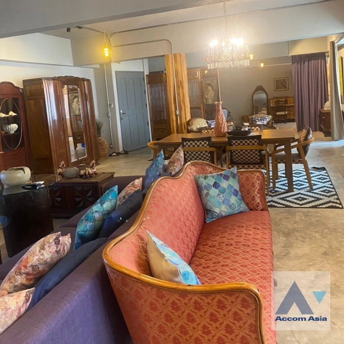 unit 1 Bedroom  Condominium For Rent in Bang Na, Bangkok  (AA42966)