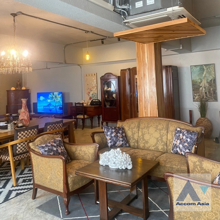 unit 1 Bedroom  Condominium For Rent in Bang Na, Bangkok  (AA42966)