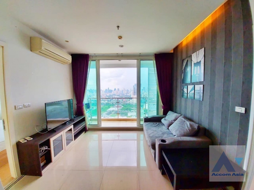 Corner Unit |  TC Green Condominium Condominium  2 Bedroom for Sale & Rent MRT Rama 9 in Ratchadaphisek Bangkok