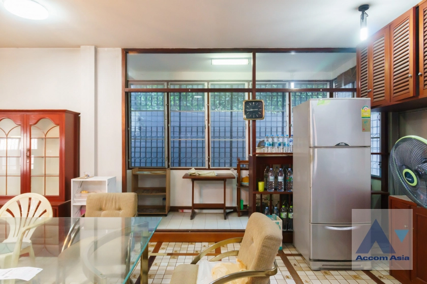 10  6 br House for rent and sale in Sukhumvit ,Bangkok BTS Thong Lo AA42974