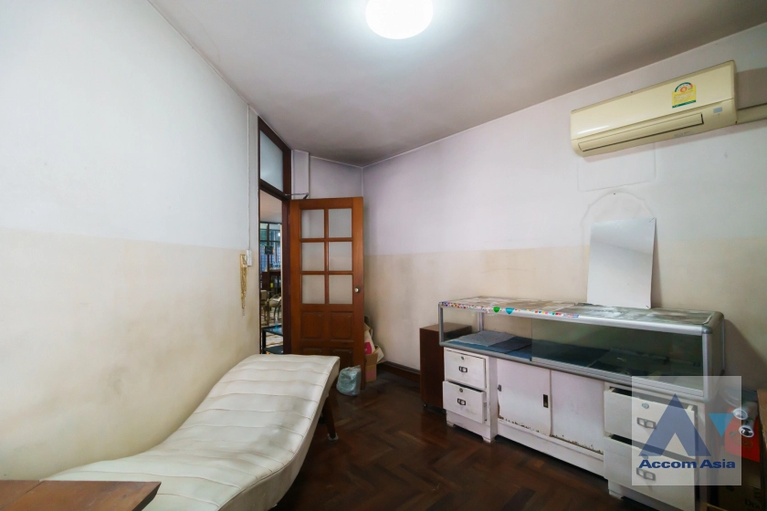 16  6 br House for rent and sale in Sukhumvit ,Bangkok BTS Thong Lo AA42974