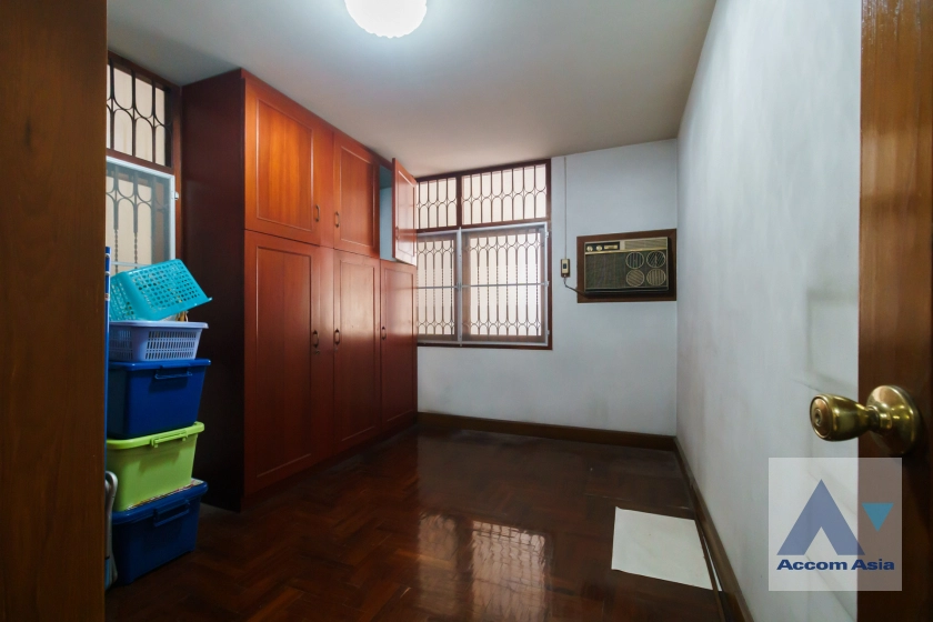 13  6 br House for rent and sale in Sukhumvit ,Bangkok BTS Thong Lo AA42974