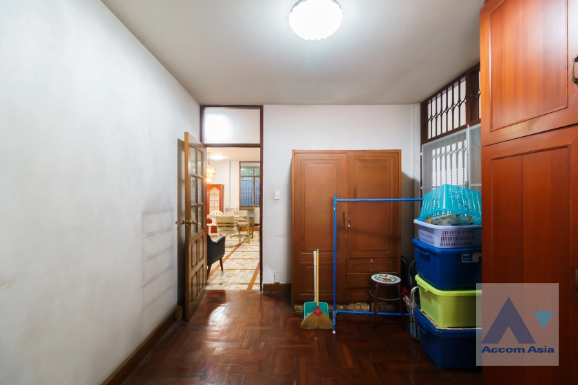 14  6 br House for rent and sale in Sukhumvit ,Bangkok BTS Thong Lo AA42974