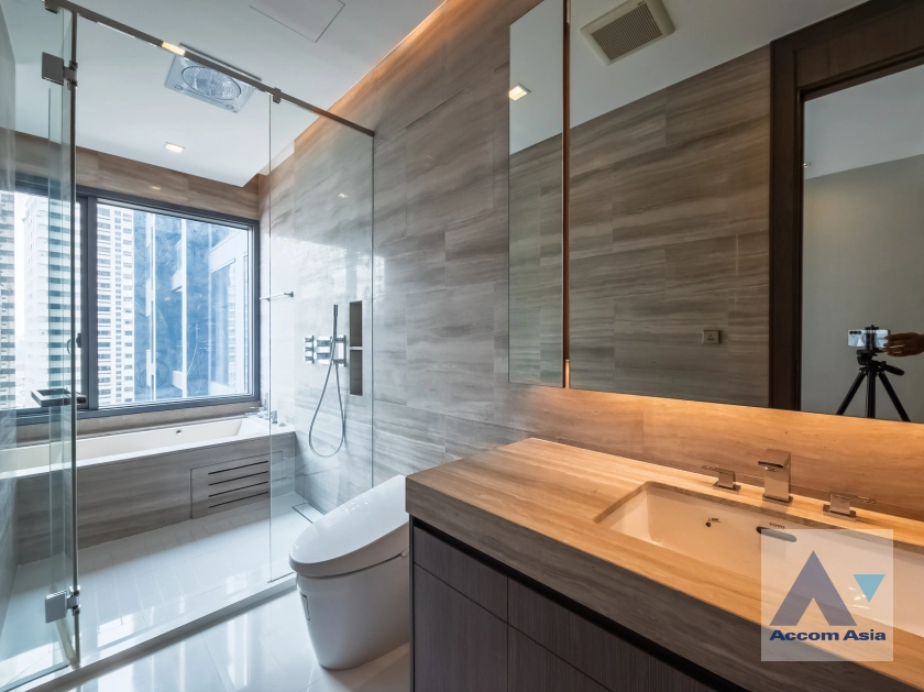 11  2 br Condominium For Rent in Sukhumvit ,Bangkok BTS Nana at Q1 Sukhumvit AA42976