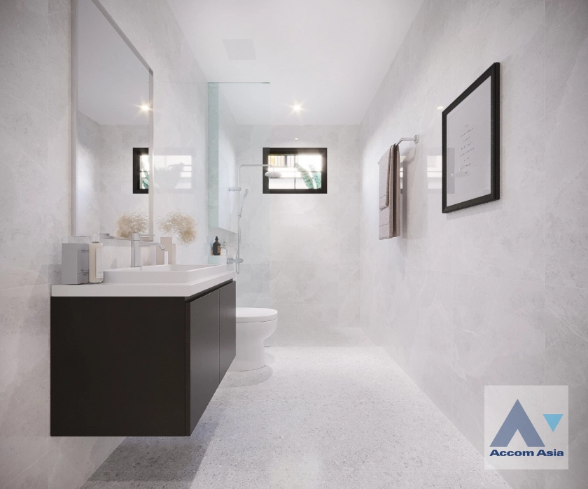 8  3 br Townhouse For Sale in Sukhumvit ,Bangkok BTS Phra khanong at Moo Baan Klongtan Nivet AA42977