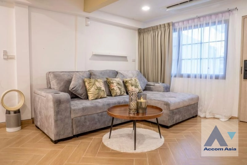  1  3 br Townhouse for rent and sale in Sukhumvit ,Bangkok BTS Phra khanong at Moo Baan Klongtan Nivet AA42978