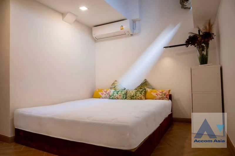 9  3 br Townhouse for rent and sale in Sukhumvit ,Bangkok BTS Phra khanong at Moo Baan Klongtan Nivet AA42978