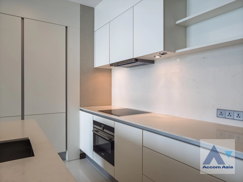 5  2 br Condominium for rent and sale in Sukhumvit ,Bangkok BTS Nana at Q1 Sukhumvit AA42985