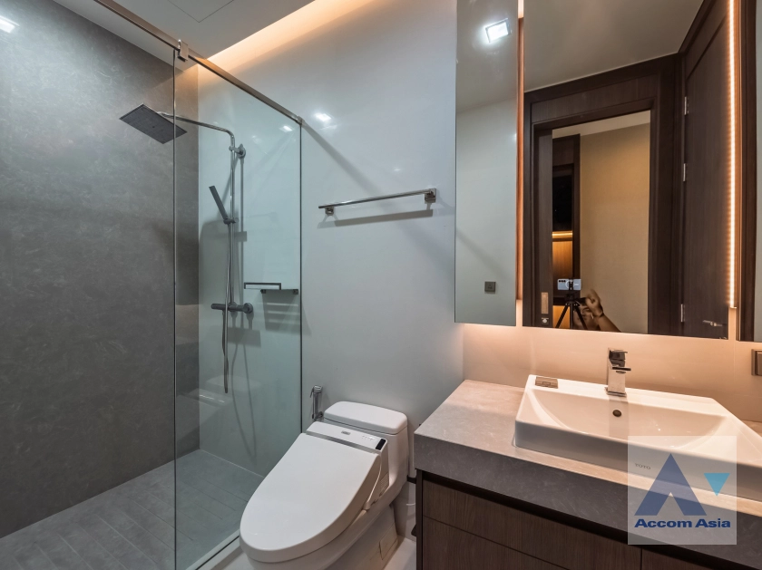 16  2 br Condominium for rent and sale in Sukhumvit ,Bangkok BTS Nana at Q1 Sukhumvit AA42985