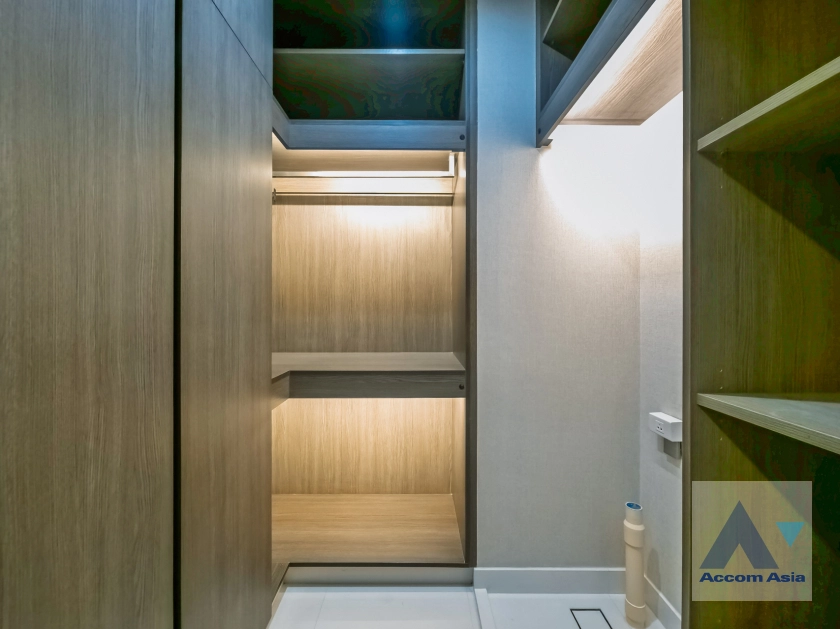 17  2 br Condominium for rent and sale in Sukhumvit ,Bangkok BTS Nana at Q1 Sukhumvit AA42985