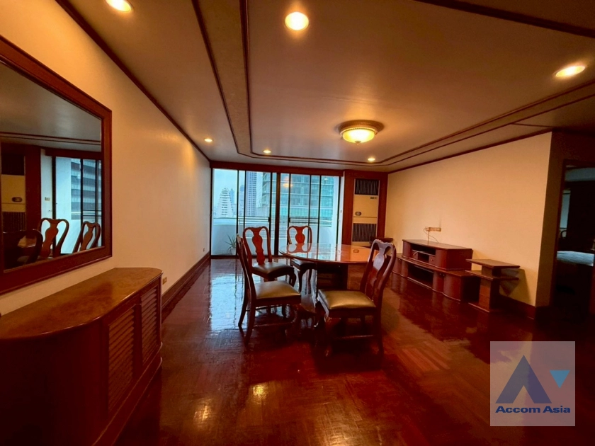  1  2 br Apartment for rent and sale in Sathorn ,Bangkok BTS Surasak at Good Location AA42987