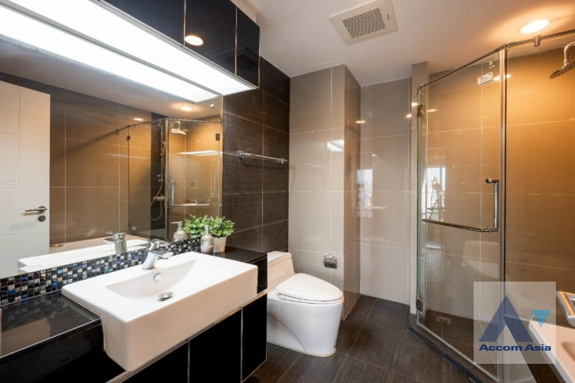 19  2 br Condominium For Sale in Sukhumvit ,Bangkok BTS Thong Lo at The Crest Sukhumvit 34 AA42988