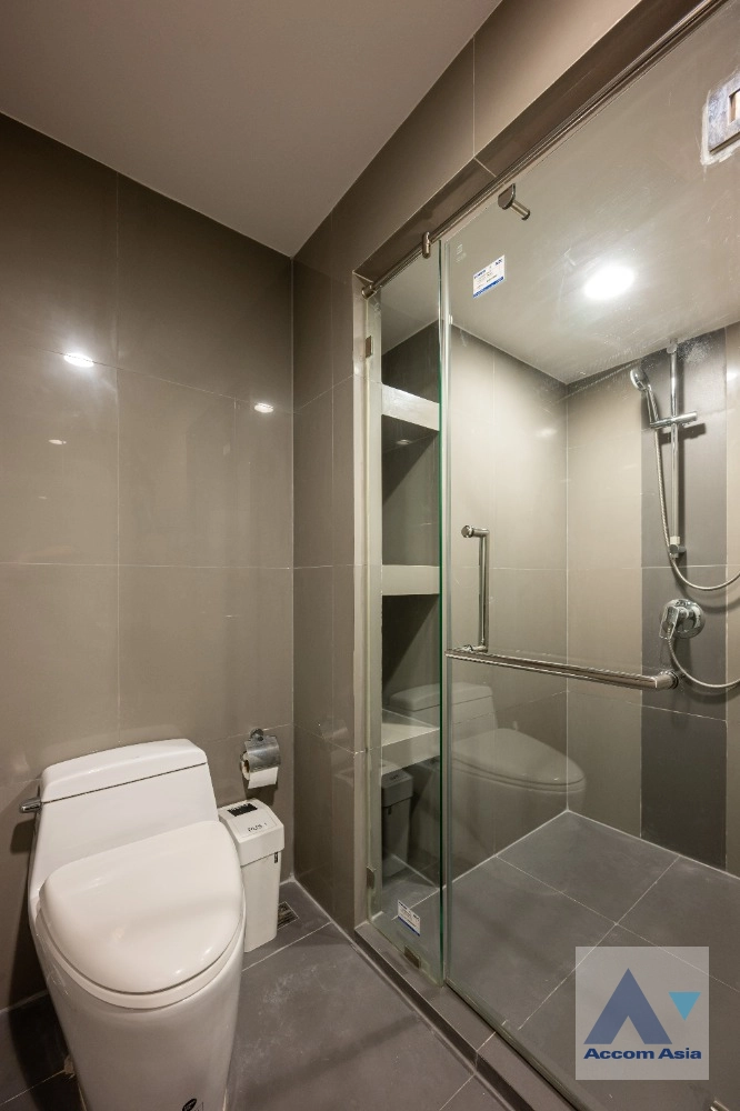 21  2 br Condominium For Sale in Sukhumvit ,Bangkok BTS Thong Lo at The Crest Sukhumvit 34 AA42988