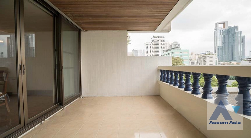  1  3 br Apartment For Rent in Sukhumvit ,Bangkok BTS Asok - MRT Sukhumvit at Spacious space with a cozy AA42992