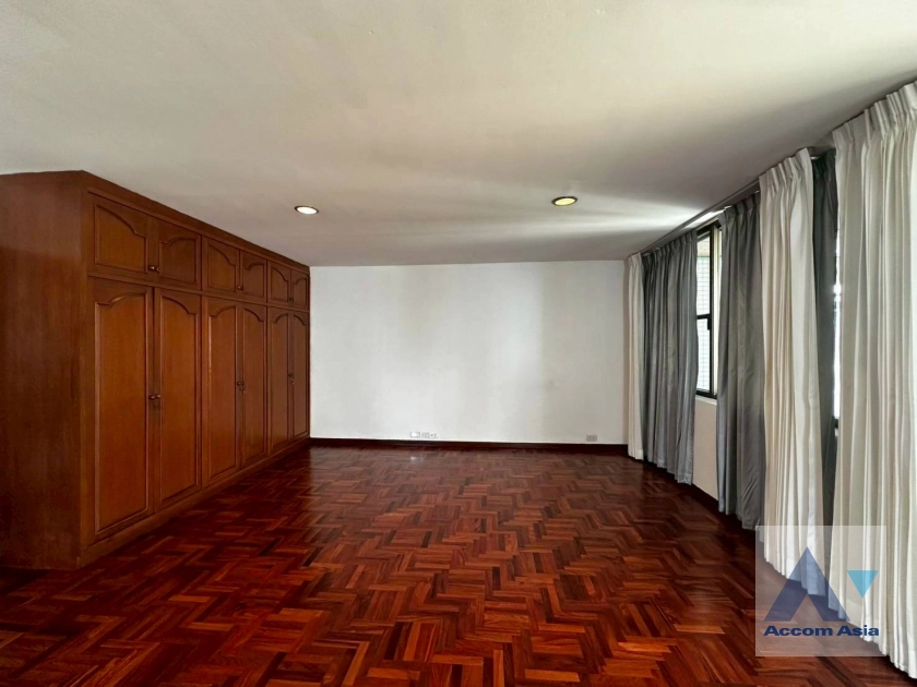 17  3 br Apartment For Rent in Sukhumvit ,Bangkok BTS Asok - MRT Sukhumvit at Spacious space with a cozy AA42992