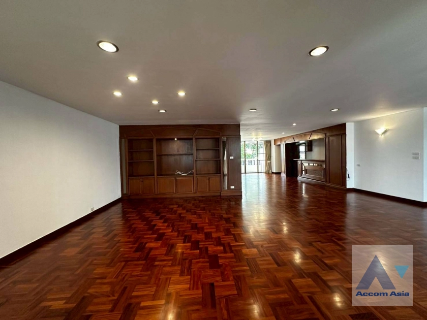 5  3 br Apartment For Rent in Sukhumvit ,Bangkok BTS Asok - MRT Sukhumvit at Spacious space with a cozy AA42992