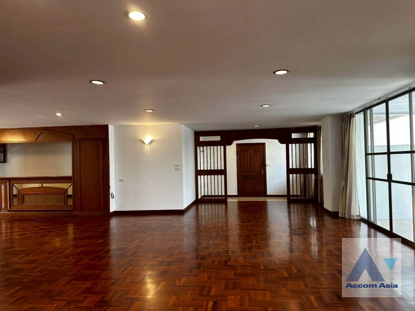 6  3 br Apartment For Rent in Sukhumvit ,Bangkok BTS Asok - MRT Sukhumvit at Spacious space with a cozy AA42992