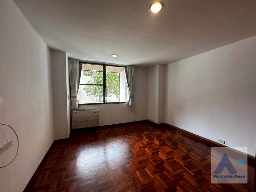 16  3 br Apartment For Rent in Sukhumvit ,Bangkok BTS Asok - MRT Sukhumvit at Spacious space with a cozy AA42992