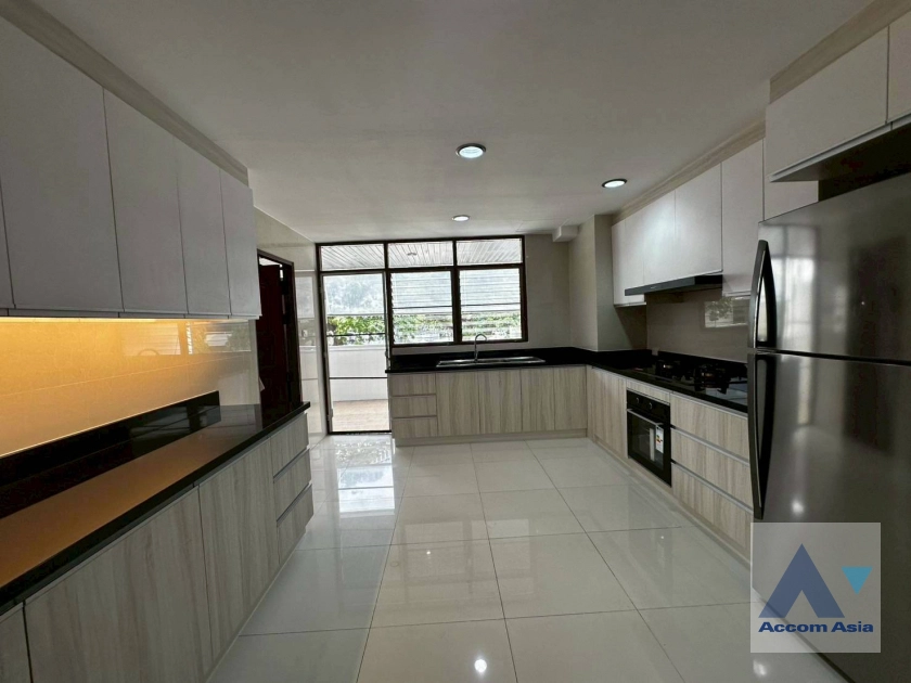 9  3 br Apartment For Rent in Sukhumvit ,Bangkok BTS Asok - MRT Sukhumvit at Spacious space with a cozy AA42992