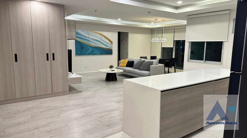  Nusasiri Grand Condo Condominium  3 Bedroom for Rent BTS Ekkamai in Sukhumvit Bangkok