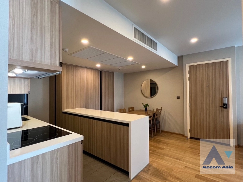 5  2 br Condominium For Rent in Ploenchit ,Bangkok BTS Chitlom at Na Vara Residence AA43002