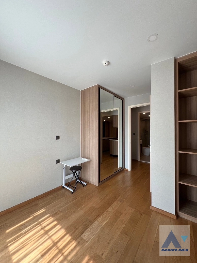 7  2 br Condominium For Rent in Ploenchit ,Bangkok BTS Chitlom at Na Vara Residence AA43002