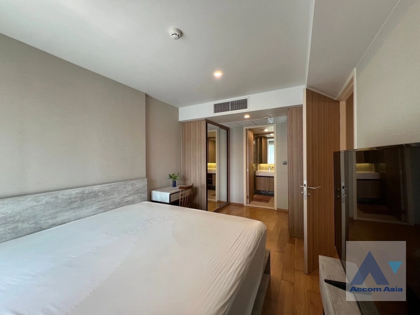 14  2 br Condominium For Rent in Ploenchit ,Bangkok BTS Chitlom at Na Vara Residence AA43002