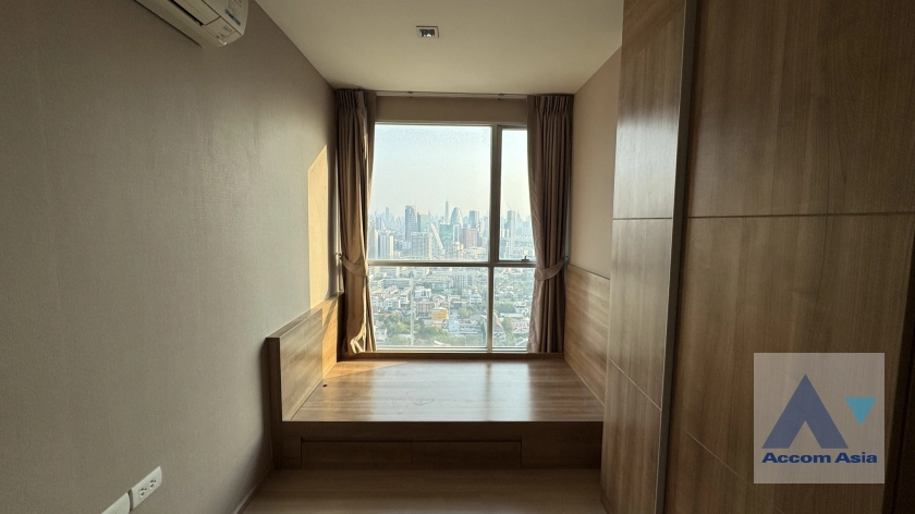 5  2 br Condominium For Sale in Phaholyothin ,Bangkok BTS Saphan-Kwai at Rhythm Phahol-Ari AA43007