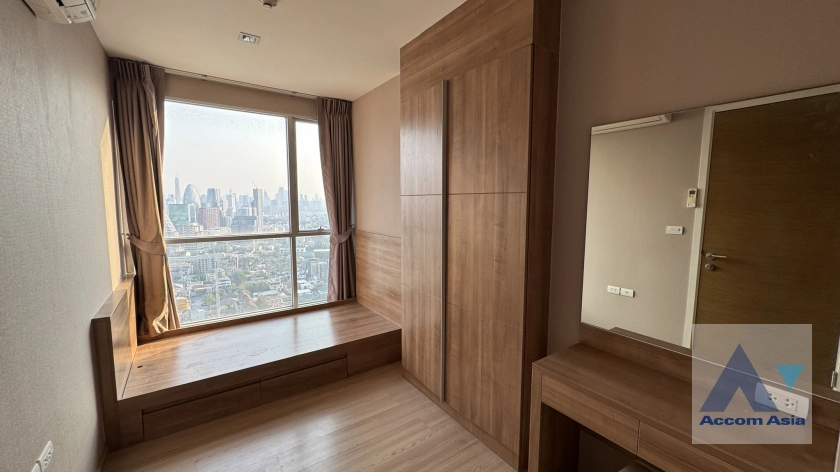 7  2 br Condominium For Sale in Phaholyothin ,Bangkok BTS Saphan-Kwai at Rhythm Phahol-Ari AA43007