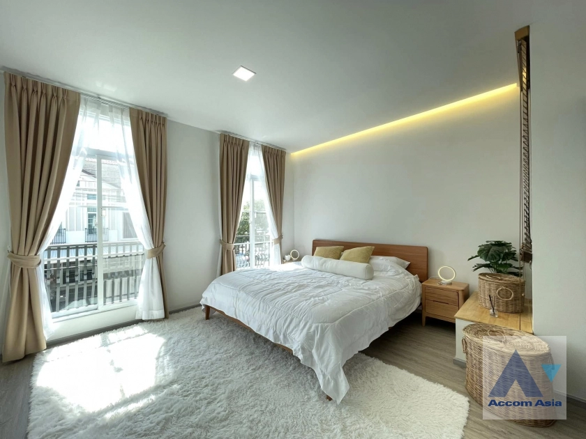 11  3 br Townhouse For Rent in Pattanakarn ,Bangkok BTS Udomsuk at Indy Bangna – Ramkhamhaeng 2 AA43014