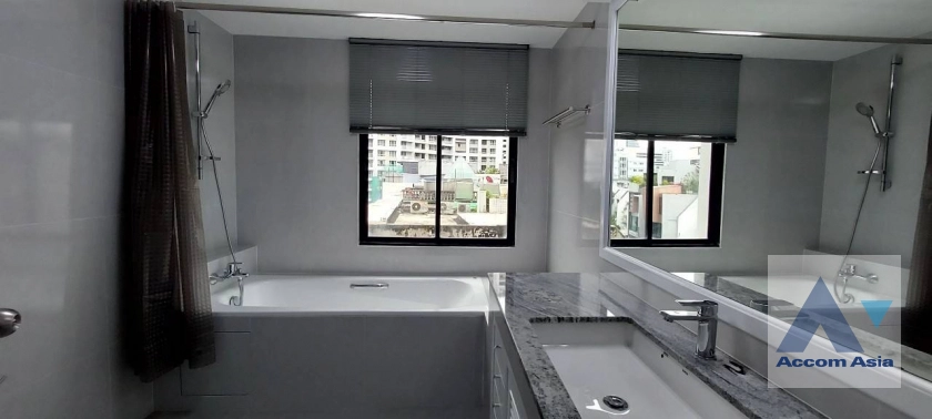 9  3 br Apartment for rent and sale in Ploenchit ,Bangkok BTS Chitlom at Heart of Langsuan - Privacy AA43018