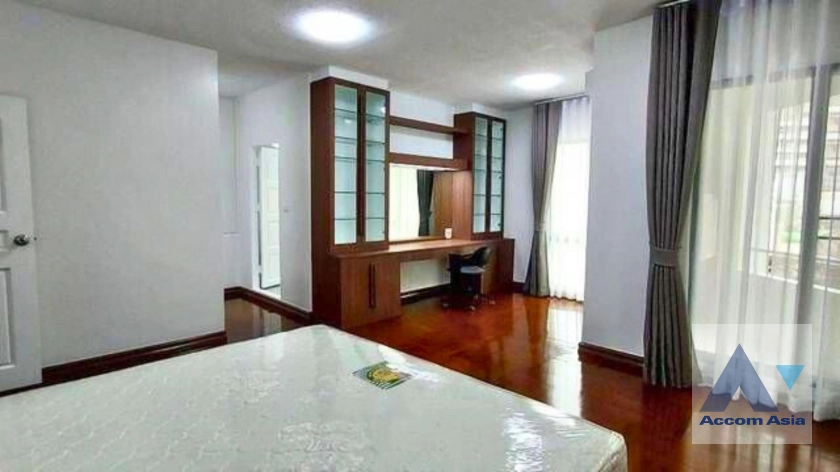 7  3 br Apartment for rent and sale in Ploenchit ,Bangkok BTS Chitlom at Heart of Langsuan - Privacy AA43018