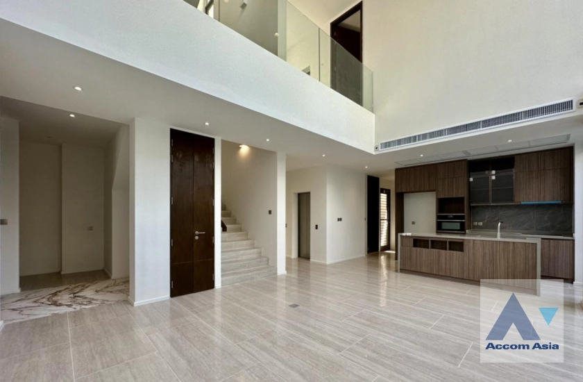 4  4 br House For Sale in Rama 3 ,Bangkok BTS Saphan Taksin at BAAN CHAN Chan Road (ADLER) AA43020