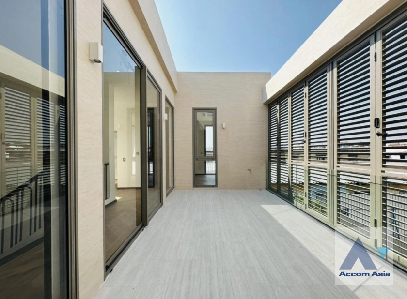 11  4 br House For Sale in Rama 3 ,Bangkok BTS Saphan Taksin at BAAN CHAN Chan Road (ADLER) AA43020