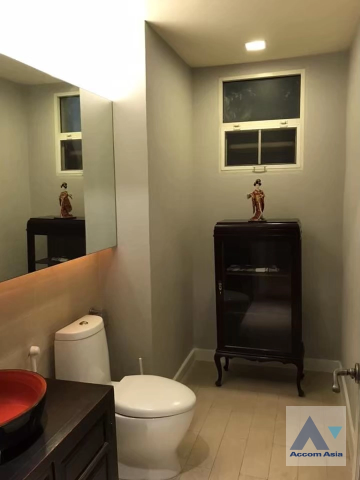 10  3 br Condominium For Sale in Sathorn ,Bangkok MRT Lumphini at Baan Nunthasiri AA43021