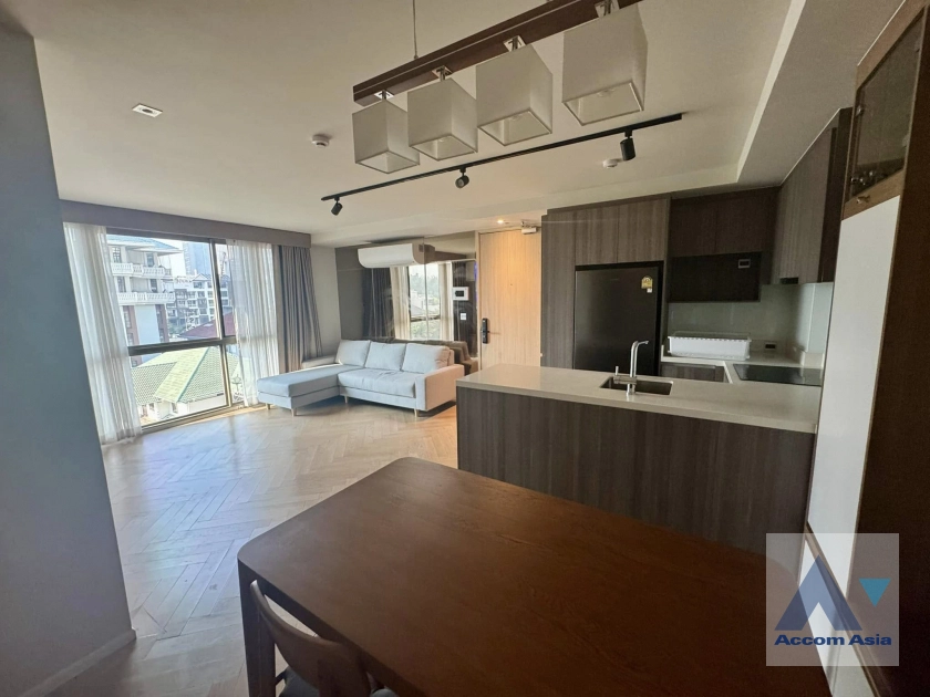 unit 2 Bedrooms  Condominium For Rent in Sukhumvit, Bangkok  near BTS Phrom Phong (AA43033)