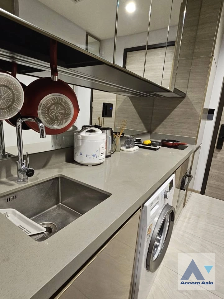 9  1 br Condominium For Rent in Phaholyothin ,Bangkok MRT Phahon Yothin at The Crest Park Residences AA43036