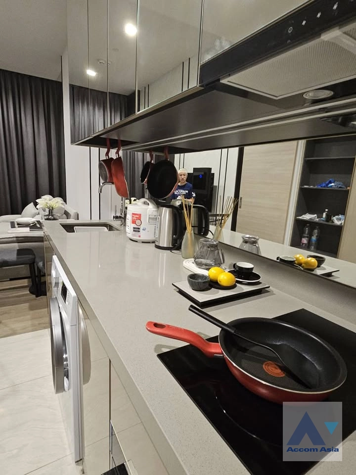 8  1 br Condominium For Rent in Phaholyothin ,Bangkok MRT Phahon Yothin at The Crest Park Residences AA43036