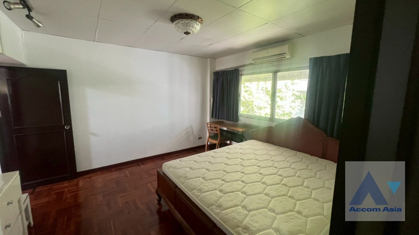 11  2 br Condominium For Rent in Sukhumvit ,Bangkok BTS Nana at Siam Penthouse AA43037