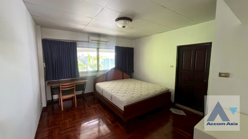 10  2 br Condominium For Rent in Sukhumvit ,Bangkok BTS Nana at Siam Penthouse AA43037