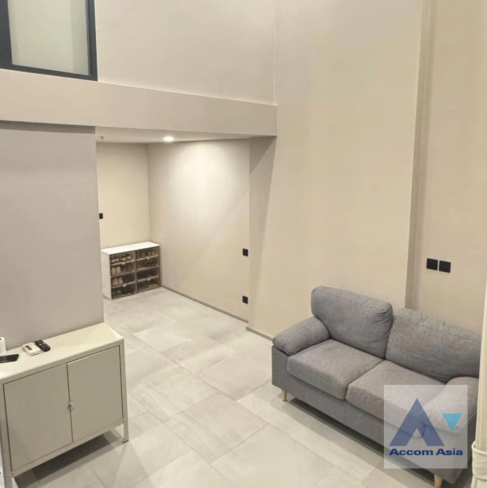  2  1 br Condominium for rent and sale in Ploenchit ,Bangkok BTS National Stadium at Cooper Siam condominium AA43047