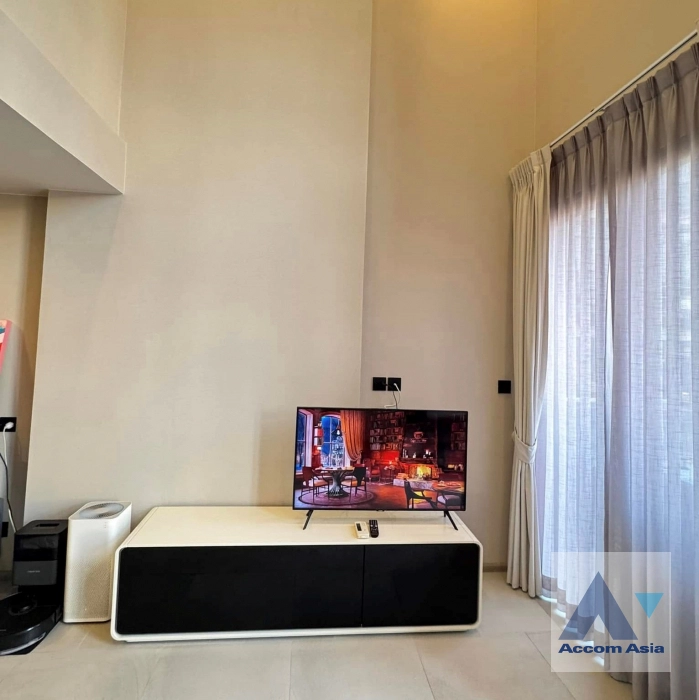  1  1 br Condominium for rent and sale in Ploenchit ,Bangkok BTS National Stadium at Cooper Siam condominium AA43047