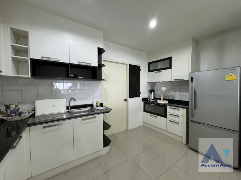 7  3 br Condominium For Rent in Phaholyothin ,Bangkok  at Riverine Place AA43074
